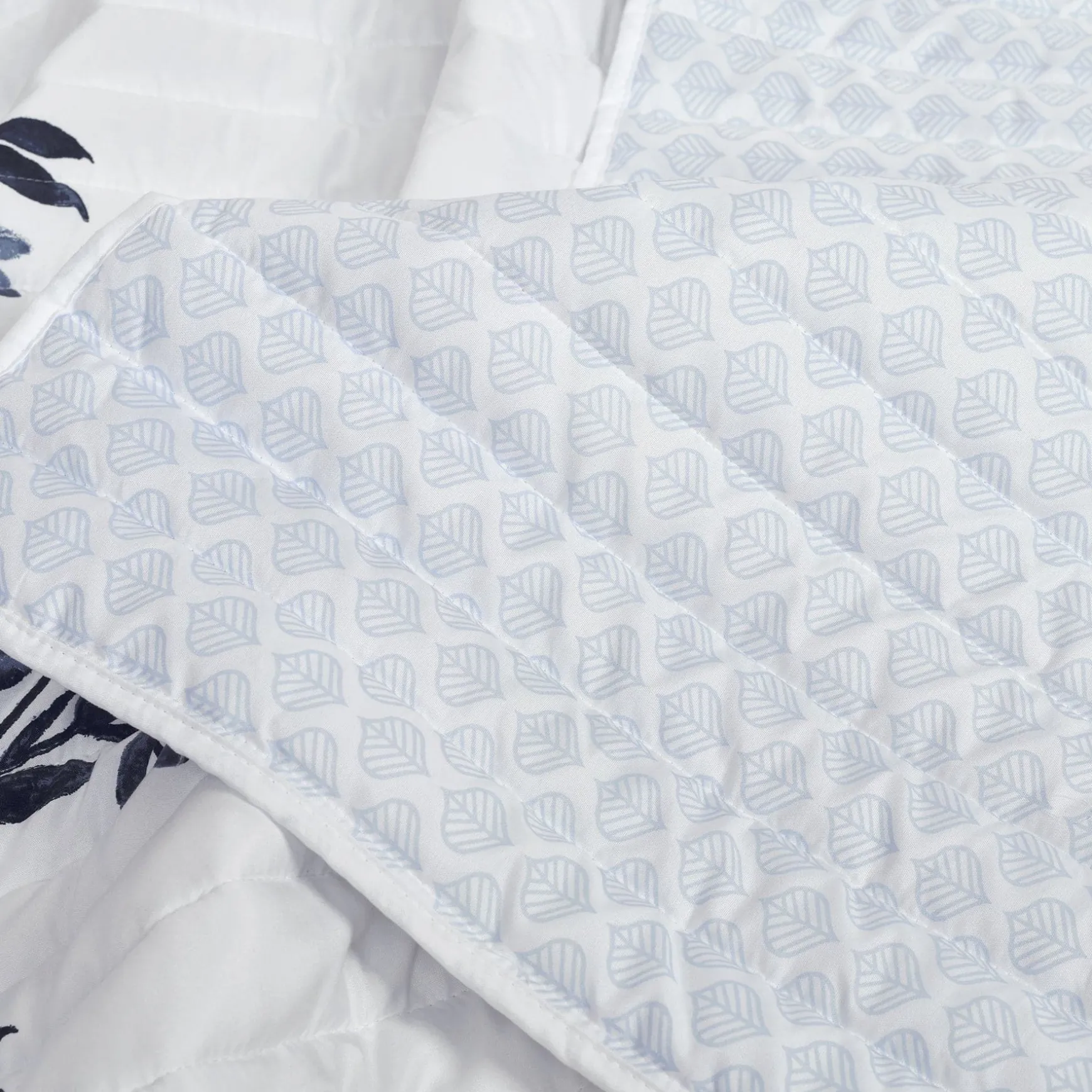 Tanisha Reversible Quilt 3 Piece Set