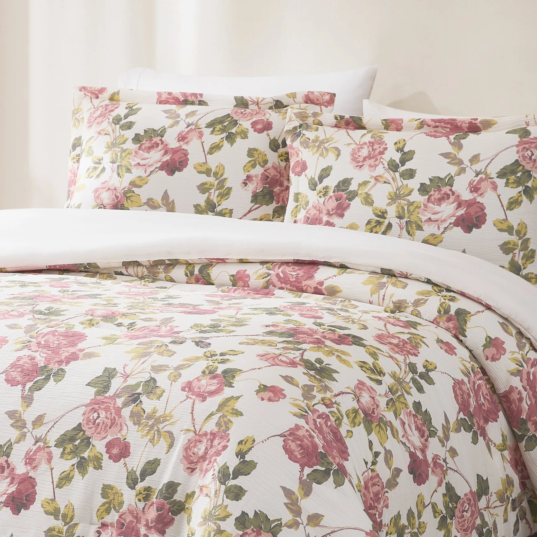 Vintage Rose Comforter Set